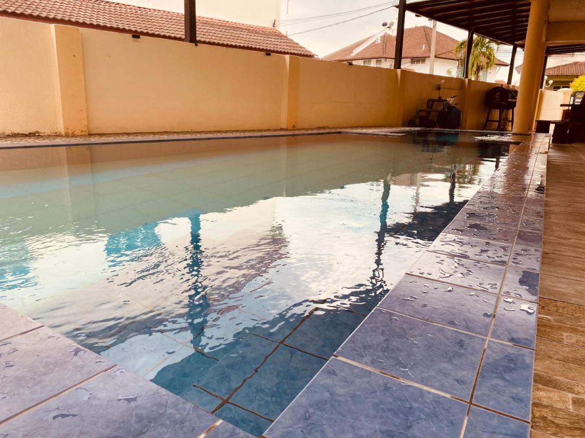 Casa Drezqi Homestay Melaka Private Pool מראה חיצוני תמונה